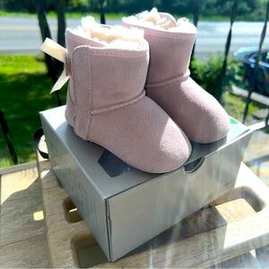 UGG Bow Faux Shearling Pink Suede Crib Boots Baby Girl Size Medium 12-18 Months
